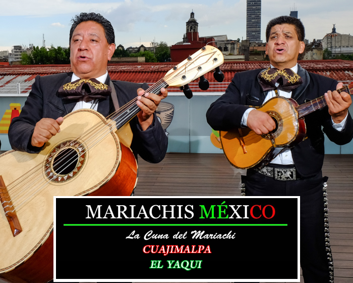 Mariachis en El Yaqui 